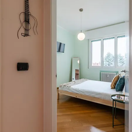 Bologna, Vicino Al Centro E Ospedale Sant'orsola, Parcheggio Privato - Corde & Colori Appartement *