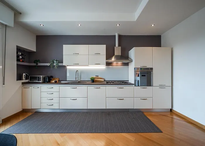 Bologna, Vicino Al Centro E Ospedale Sant'orsola, Parcheggio Privato - Corde & Colori * بولونيا