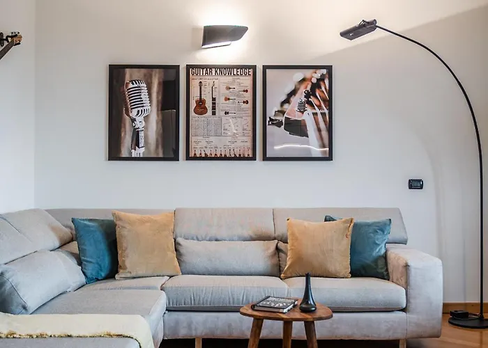 Bologna, Vicino Al Centro E Ospedale Sant'orsola, Parcheggio Privato - Corde & Colori Boloňa