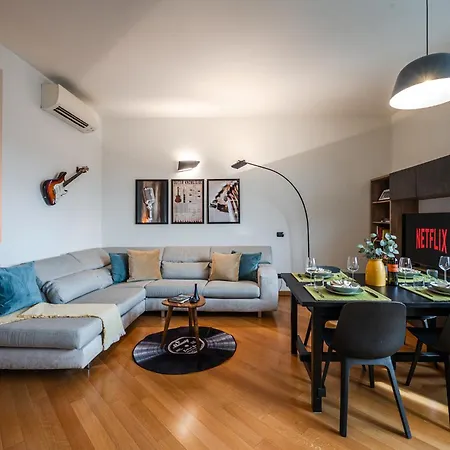 Appartamento Bologna, Vicino Al Centro E Ospedale Sant'orsola, Parcheggio Privato - Corde&colori Bologna