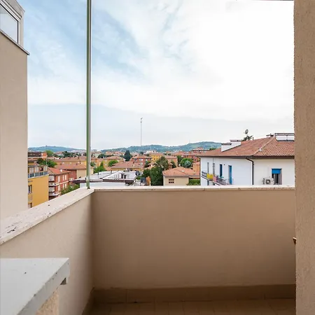 Appartamento Bologna, Vicino Al Centro E Ospedale Sant'orsola, Parcheggio Privato - Corde&colori Bologna